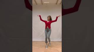 Ah Choo Challenge by Lovelyz Mijoo (러블리즈 미주의 아츄 챌린지) - 걸그룹 직캠 | 아카이브 갤러리 - 이미지 1