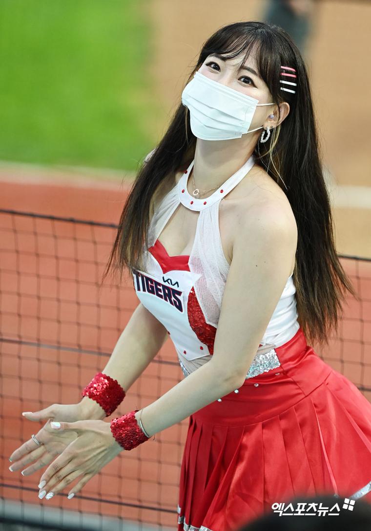 치어리더 김한나 - 걸그룹 직캠 | 아카이브 갤러리 - 이미지 2