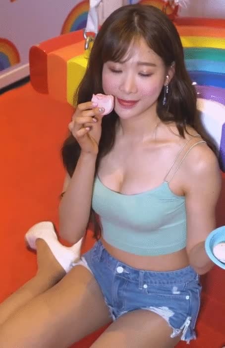 김한나 치어리더 남심 자극하는 맥심 - 걸그룹 직캠 | 아카이브 갤러리 - 이미지 6