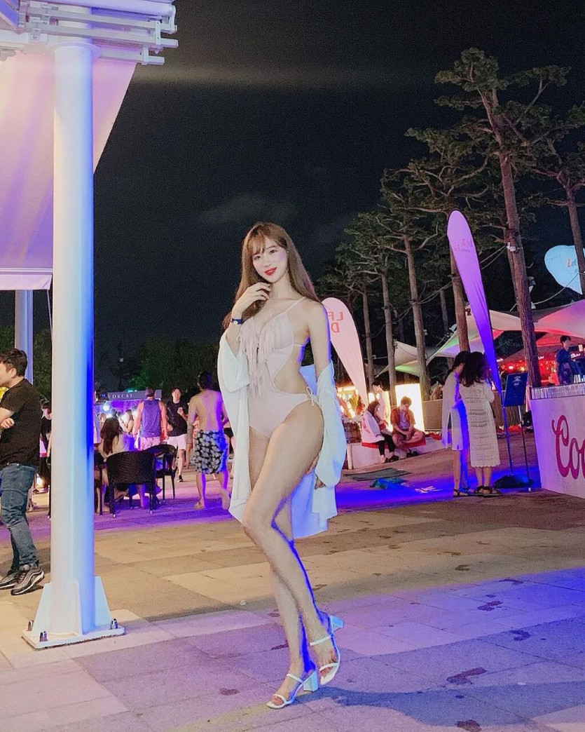 김한나 치어리더 비키니 - 걸그룹 직캠 | 아카이브 갤러리 - 이미지 2