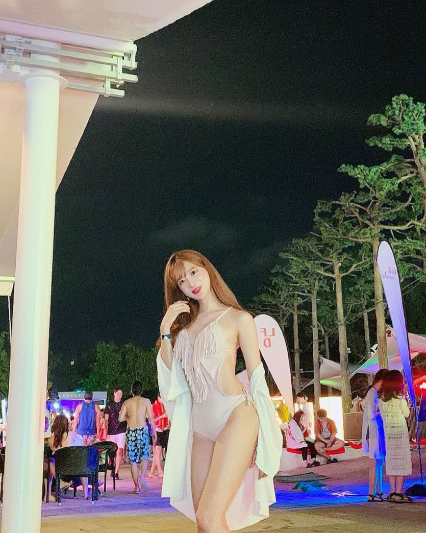 김한나 치어리더 비키니 - 걸그룹 직캠 | 아카이브 갤러리 - 이미지 3