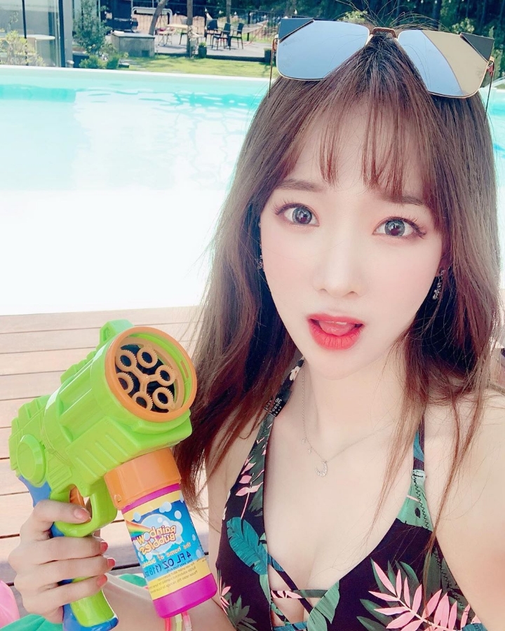 화보 찍은 치어리더 김한나 - 걸그룹 직캠 | 아카이브 갤러리 - 이미지 3
