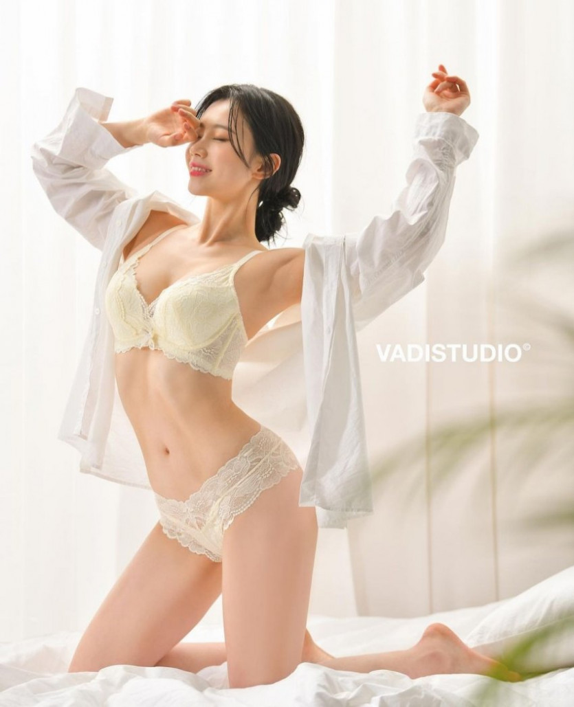 99년생 치어리더 김나연 수영복 - 걸그룹 직캠 | 아카이브 갤러리 - 이미지 4