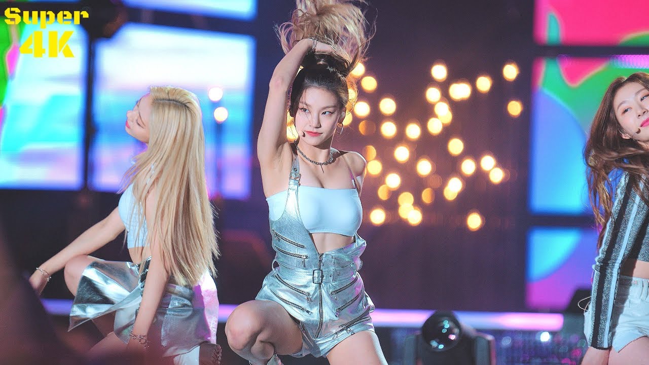 [Super 4K]  있지 (ITZY) 예지(YEJI) 위주  - 달라달라 (DALLA DALLA)" 직캠 @191011 창원종합운동장 [Fancam] - 걸그룹 직캠 | 아카이브 갤러리
