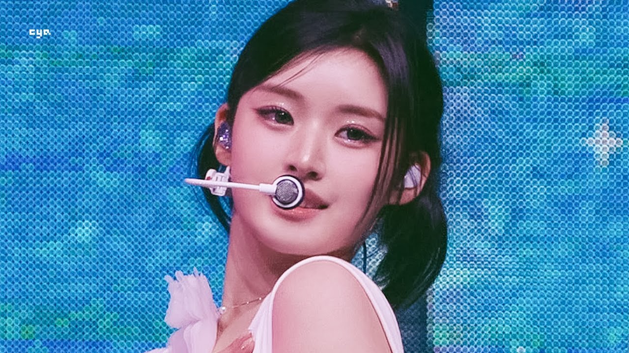 SOS - 피프티피프티 아테나 FIFTYFIFTY ATHENA 직캠 @240920 SHOWCASE 쇼케이스 - 걸그룹 직캠 | 아카이브 갤러리