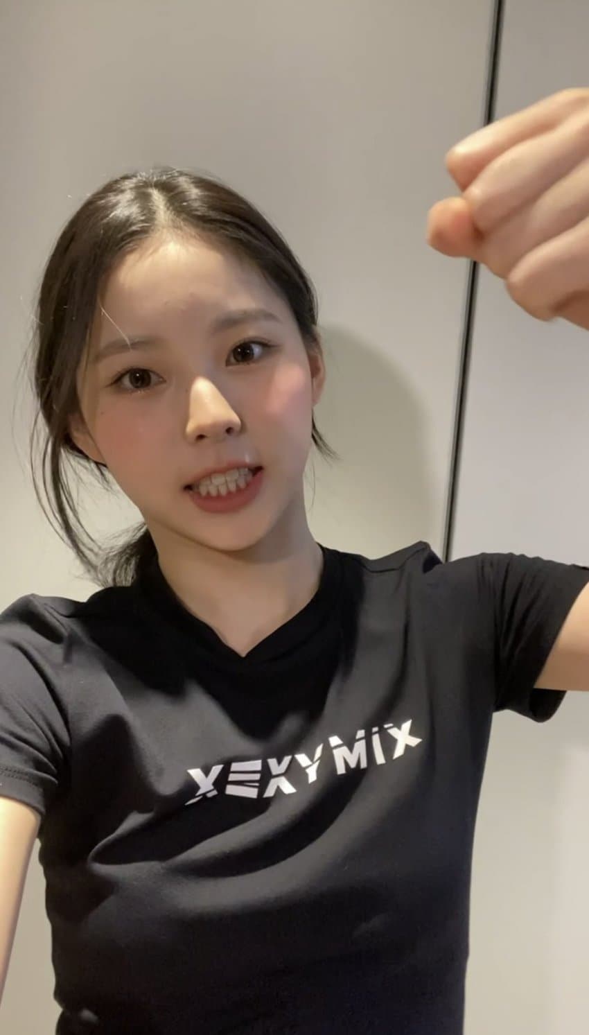 직캠 보고싶단 놈들 특 - 자유게시판 갤러리
