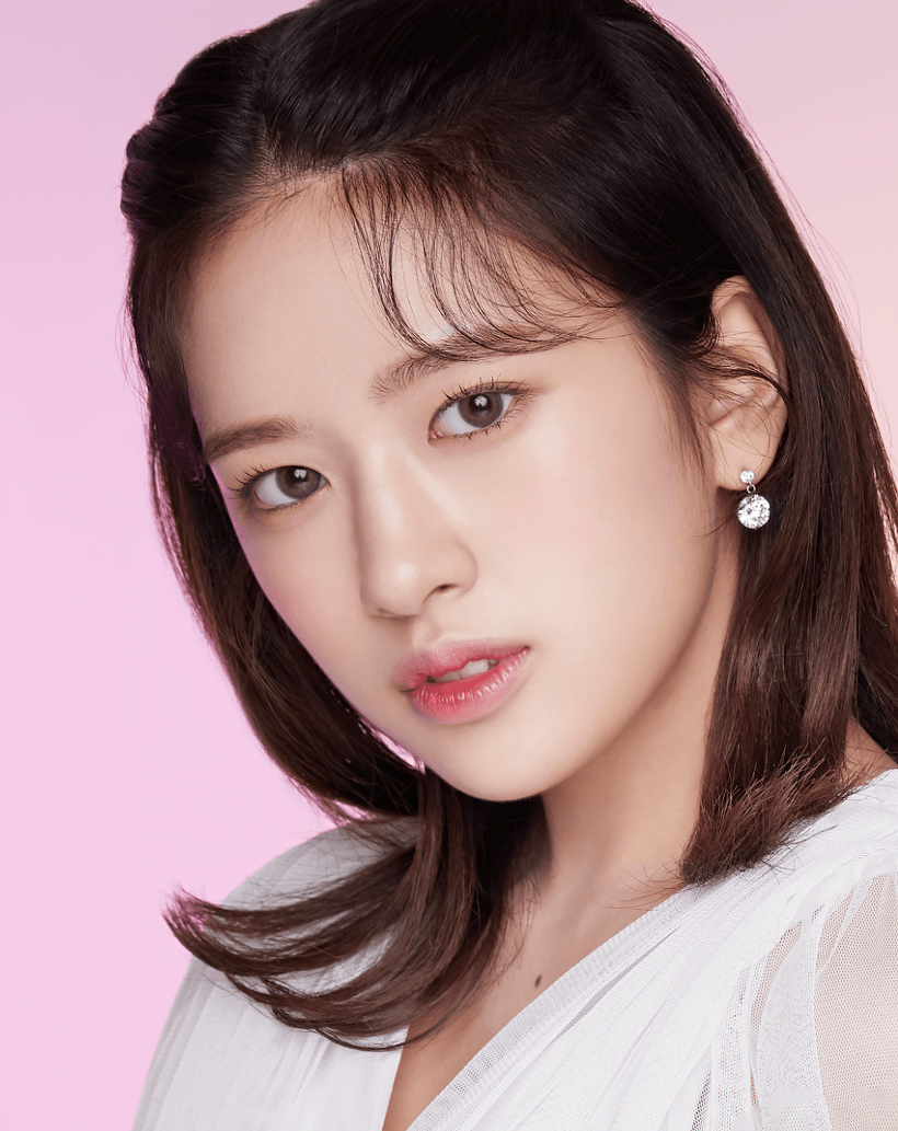 아이즈원(IZONE) 장원영 조유리 나코 최예나 히토미 안유진 미슈 블루밍 'IRIS GLOW' 컬렉션 고화질 화보 7장 - 걸그룹 갤러리