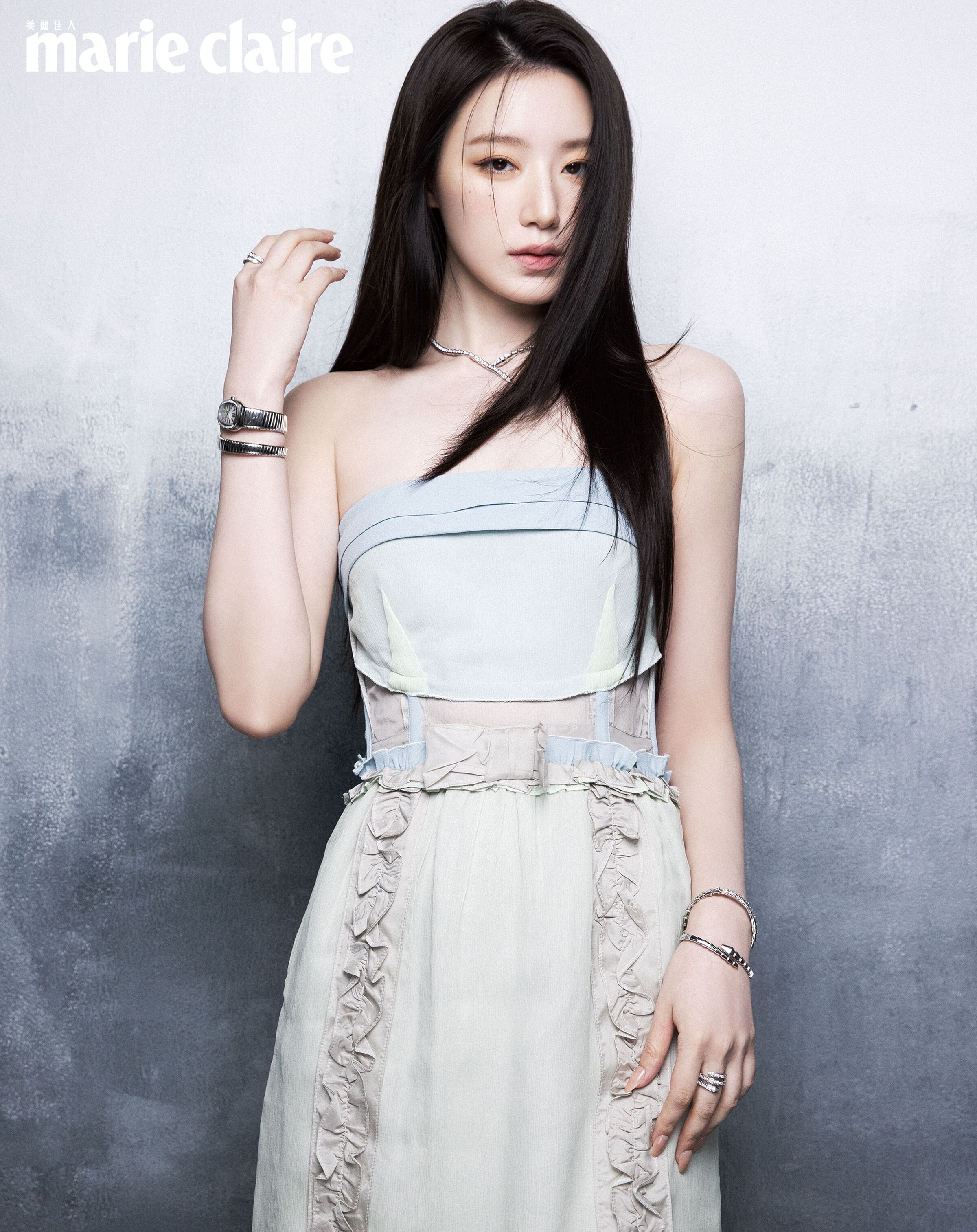 (G)I-DLE((여자)아이들) 슈화(Shuhua) 마리끌레르 대만 2025년 2월호 화보 고화질 - 걸그룹 갤러리 (G)I-DLE((여자)아이들) 슈화(Shuhua) 마리끌레르 대만 2025년 2월호 화보 고화질 - 걸그룹 갤러리