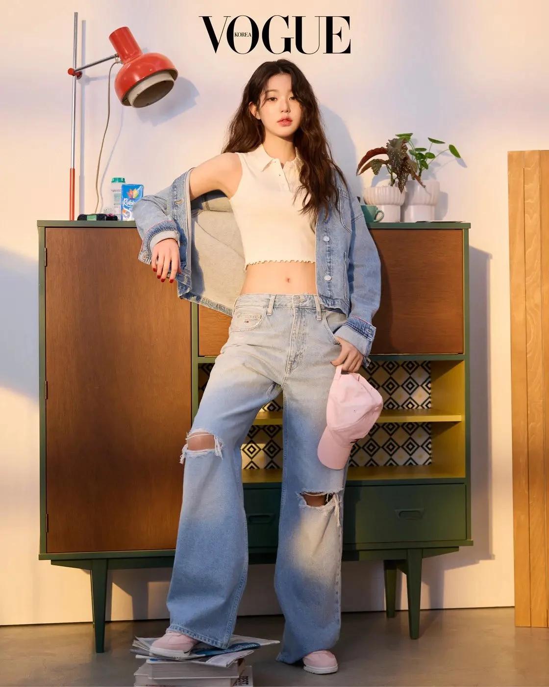 아이브 장원영 보그 화보 - 걸그룹 갤러리
