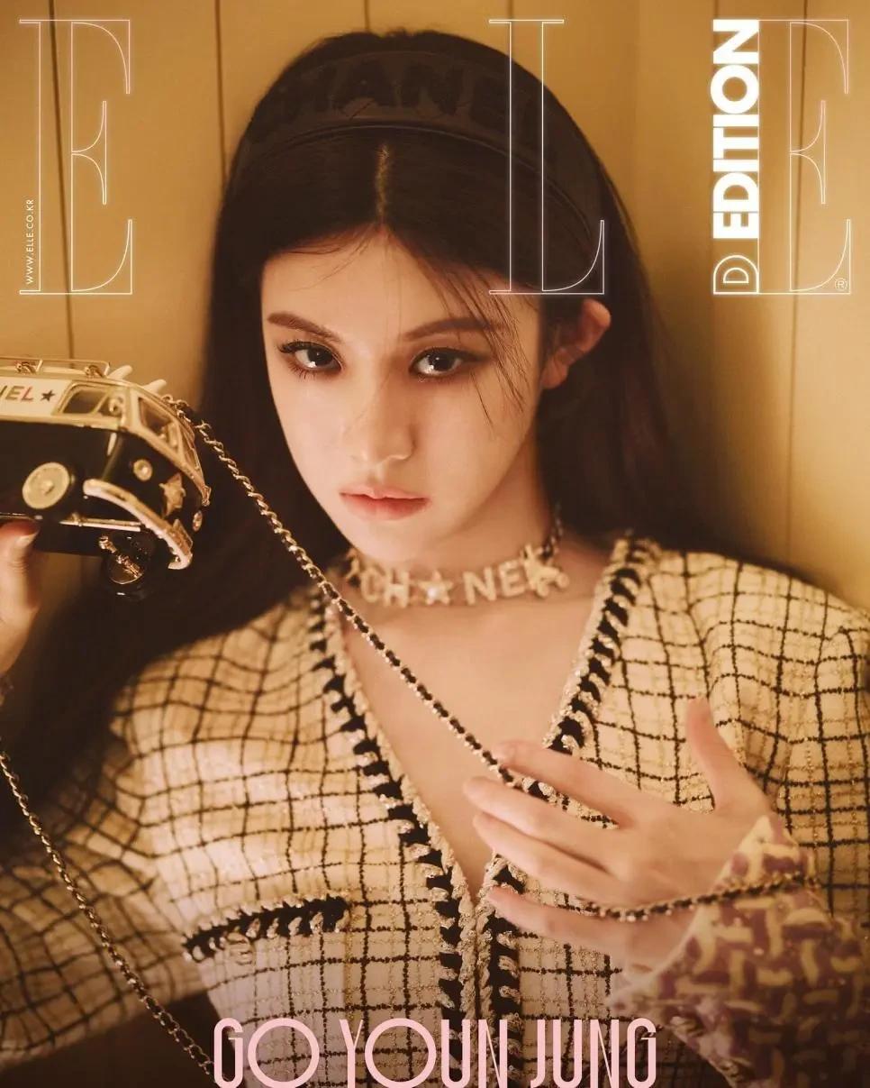 고윤정 엘르 (ELLE) 화보 - 걸그룹 갤러리 고윤정 엘르 (ELLE) 화보 - 걸그룹 갤러리
