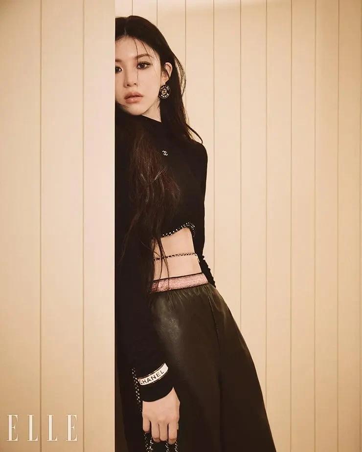 고윤정 엘르 (ELLE) 화보 - 걸그룹 갤러리 고윤정 엘르 (ELLE) 화보 - 걸그룹 갤러리