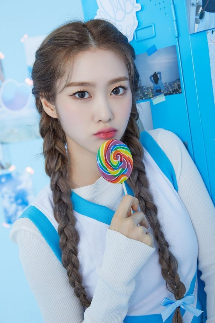 오마이걸 유아, 지호 치어리더 화보 - 걸그룹 갤러리