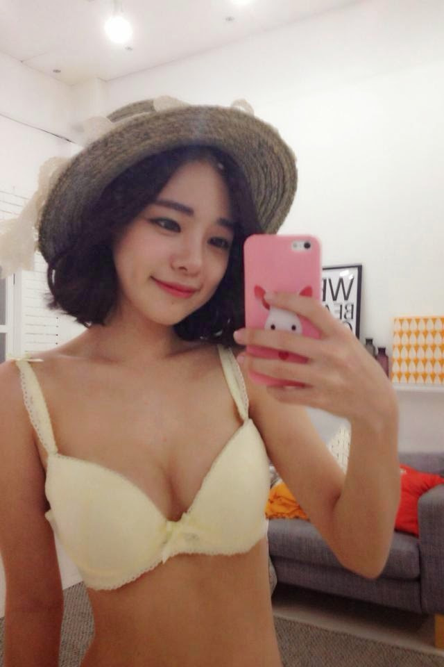 피팅모델 하늘 - 걸그룹 갤러리