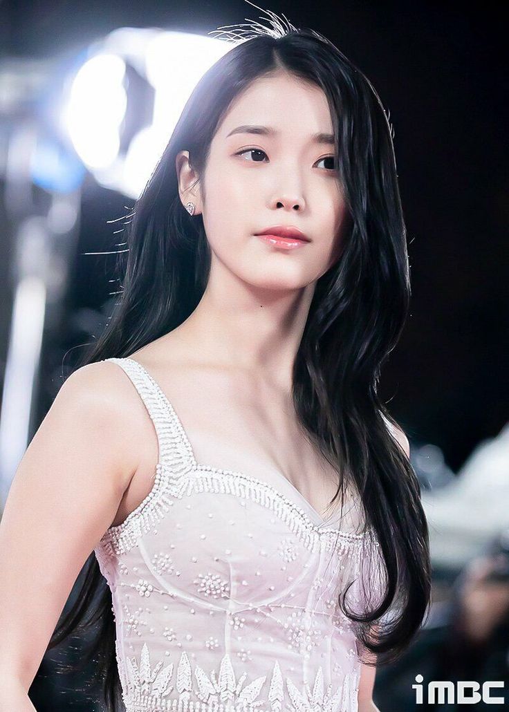 아이유 몸매 - 걸그룹 갤러리 아이유 몸매 - 걸그룹 갤러리