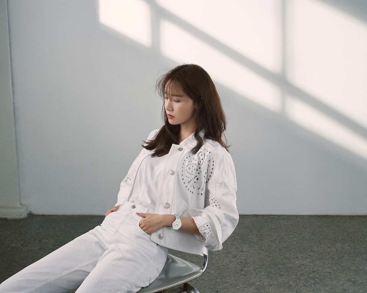 윤아 얼루어 화보 - 걸그룹 갤러리