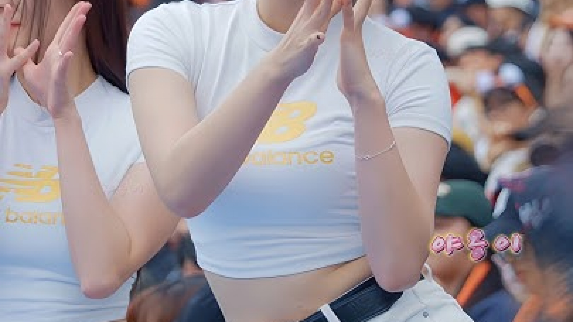 [4K] 250419 르세라핌 허윤진 'Smart' 직캠 (LE SSERAFIM HUH YUNJIN FanCam) - 걸그룹 직캠 | 아카이브 갤러리 - 이미지 1