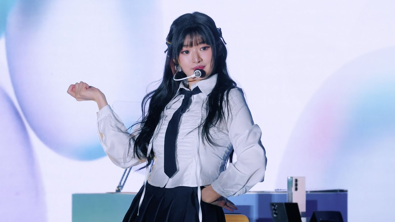 [4K] 241105 피프티피프티 아테나 Starry Night 직캠 (FIFTY FIFTY ATHENA FanCam) - 걸그룹 직캠 | 아카이브 갤러리