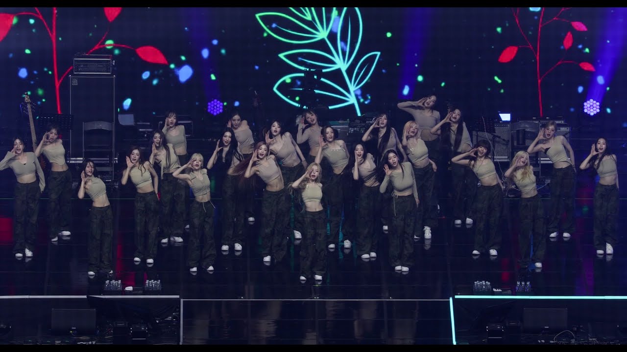 tripleS '깨어 (Are You Alive)' 직캠 (4K 가로 / 이세계페스티벌 / 2025.05.17) - 걸그룹 직캠 | 아카이브 갤러리