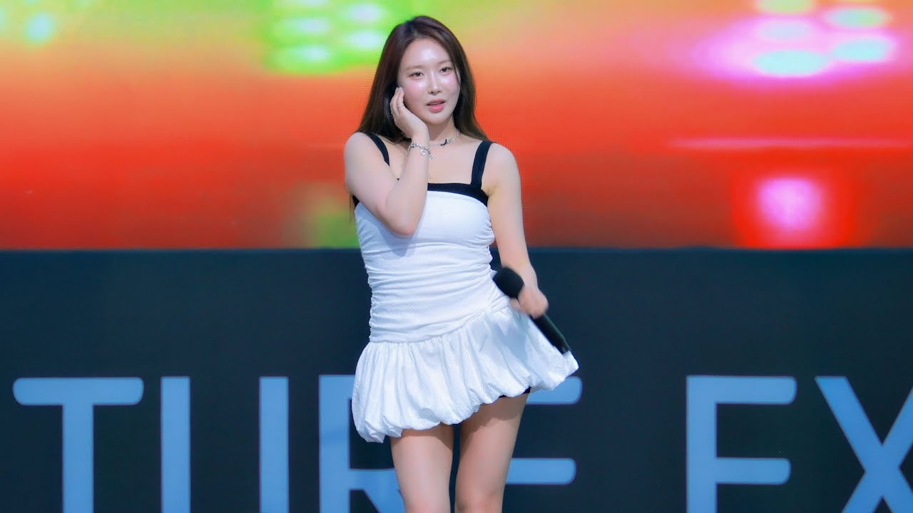 [4K] 250607 브브걸 민영 'Rollin'(롤린)' 직캠 (BBGIRLS MINYOUNG FanCam) - 걸그룹 직캠 | 아카이브 갤러리