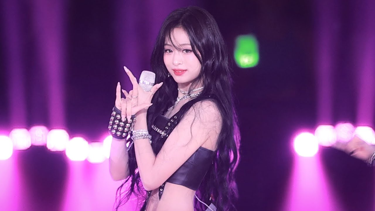 [4K] 250727 베이비몬스터 아현 'DRIP + HOT SAUCE + SHEESH' 직캠 (BABYMONSTER AHYEON FanCam) - 걸그룹 직캠 | 아카이브 갤러리