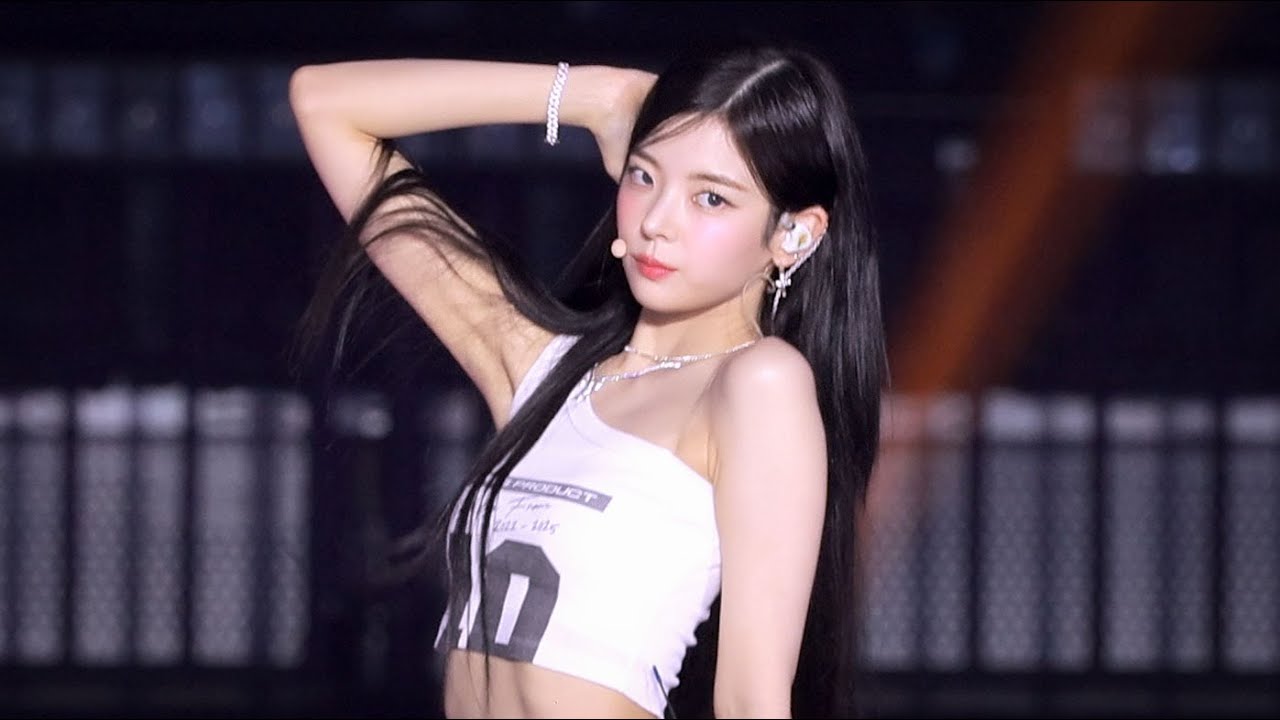 [4K] 250726 있지 리아 'Girls Will Be Girls + Kiss &amp; Tell' 직캠 (ITZY LIA FanCam) - 걸그룹 직캠 | 아카이브 갤러리
