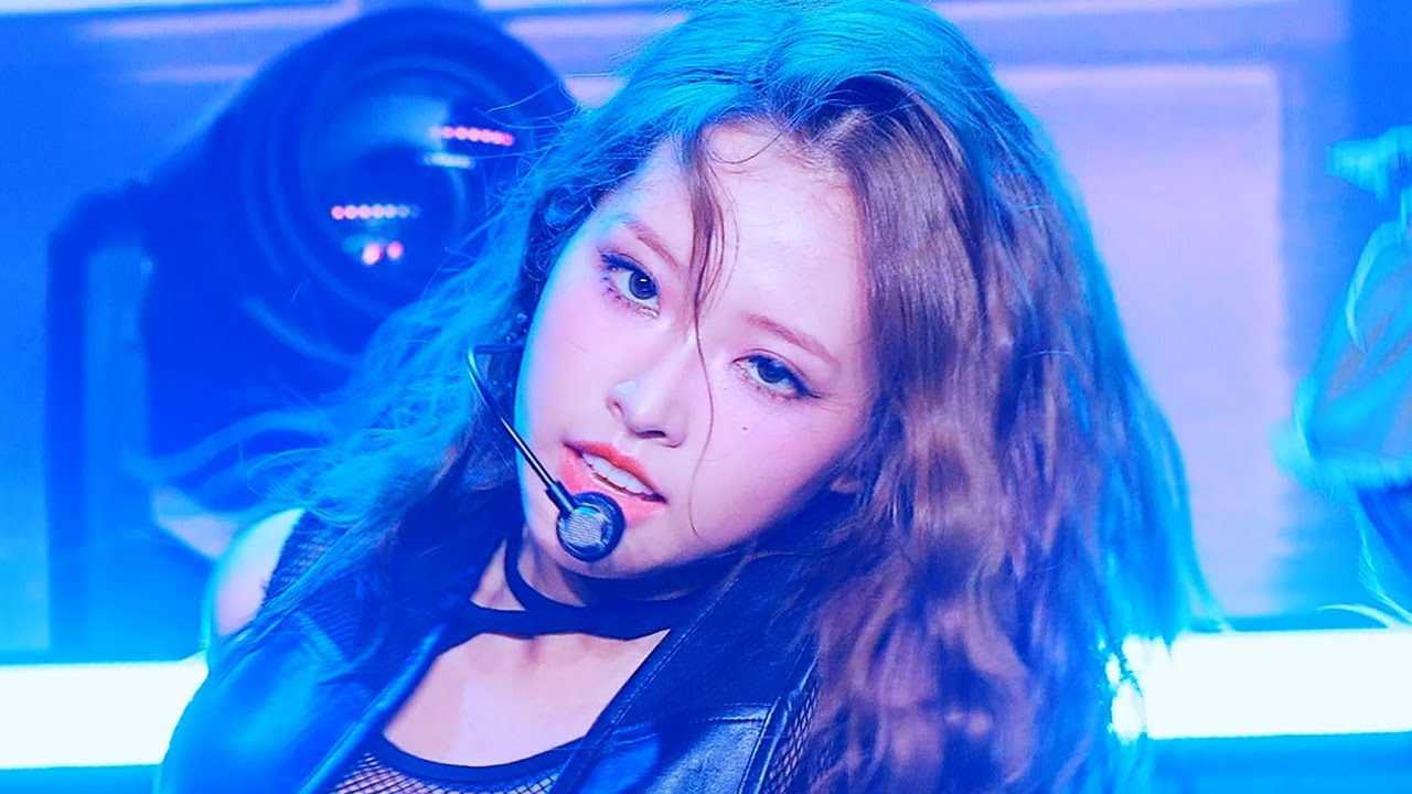 240902 COTTON CANDY 루셈블 혜주 직캠 LOOSSEMBLE HYEJU focus @ SHOWCASE [TTYL] - 걸그룹 직캠 | 아카이브 갤러리