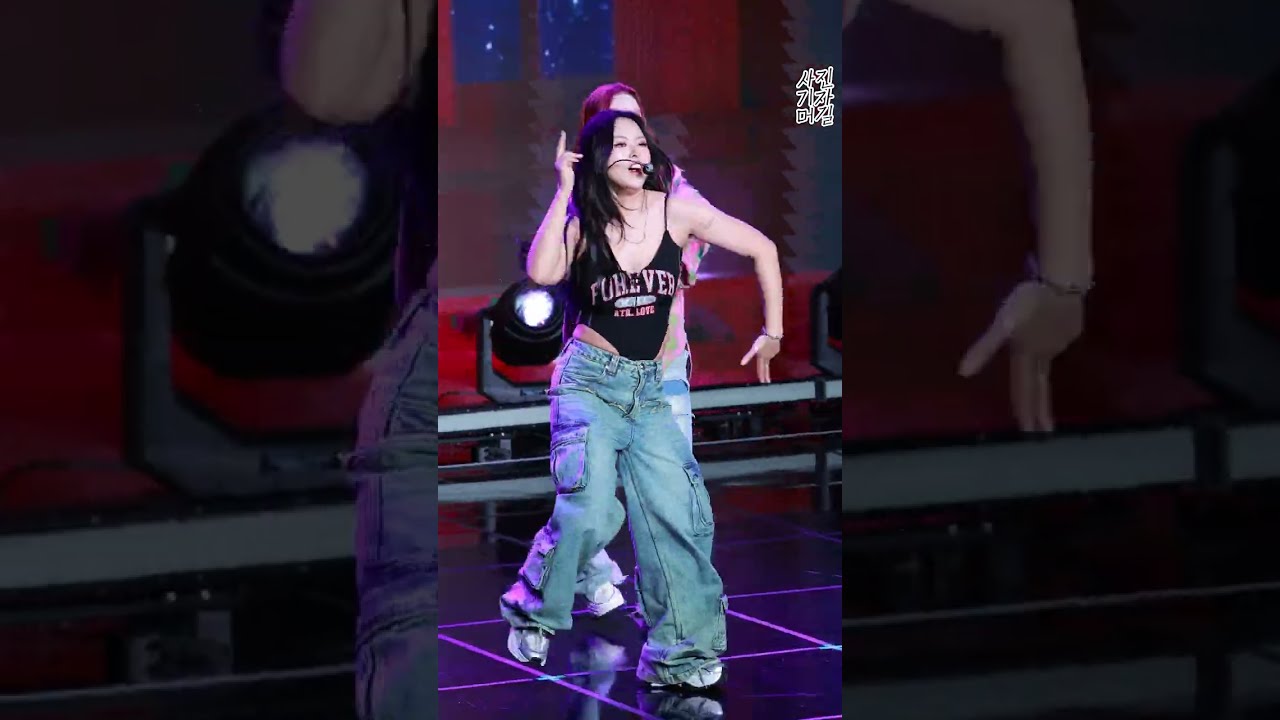 [4K] 루셈블 혜주, '걸스 나이트' 무대_Loossemble_HyeJu(Girl's Night) - 걸그룹 직캠 | 아카이브 갤러리