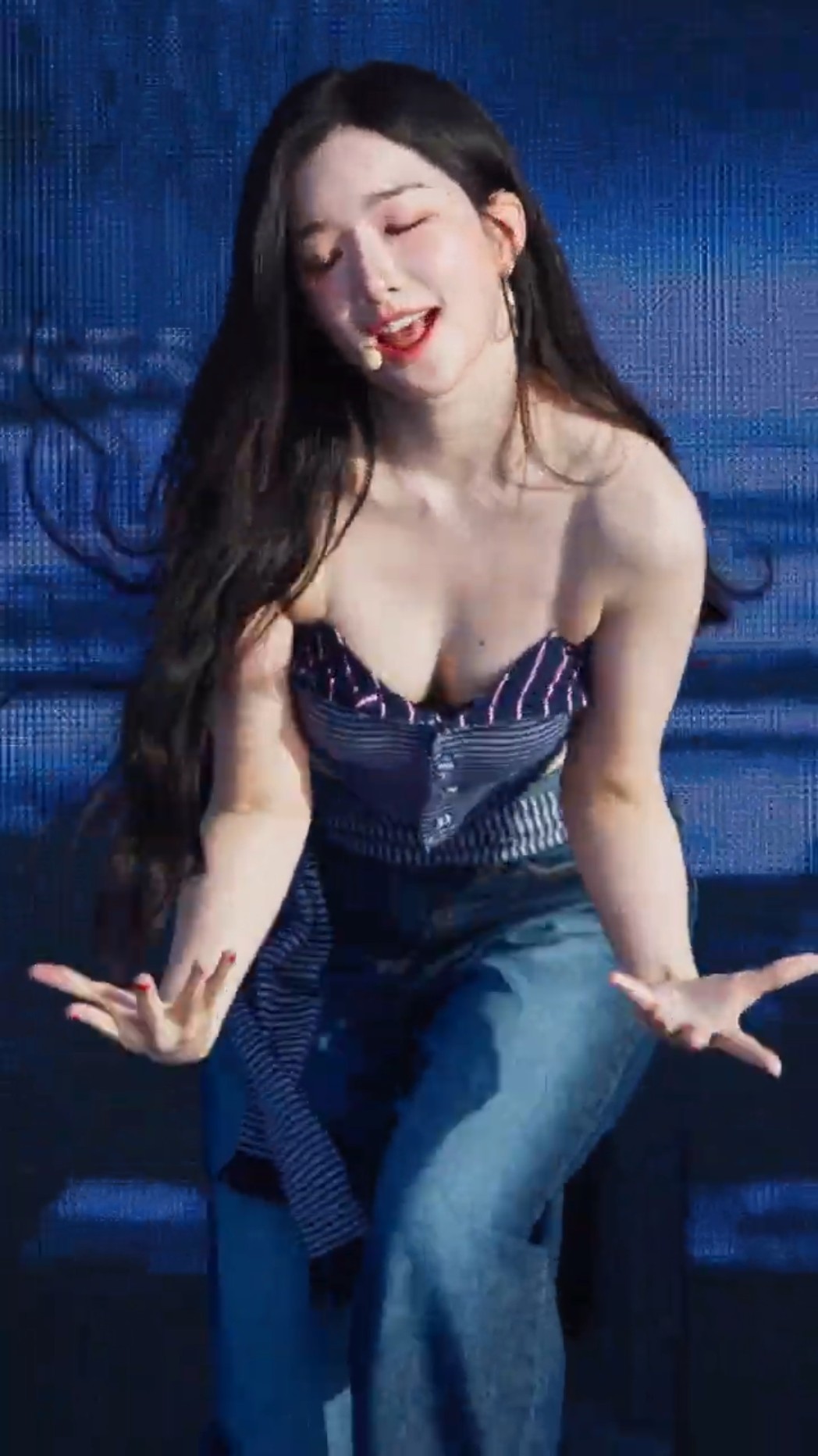 요즘 들어 물씬 풍기는 유연이 #김유연 #KimYooYeon #트리플에스 #tripleS - 걸그룹 직캠 | 아카이브 갤러리