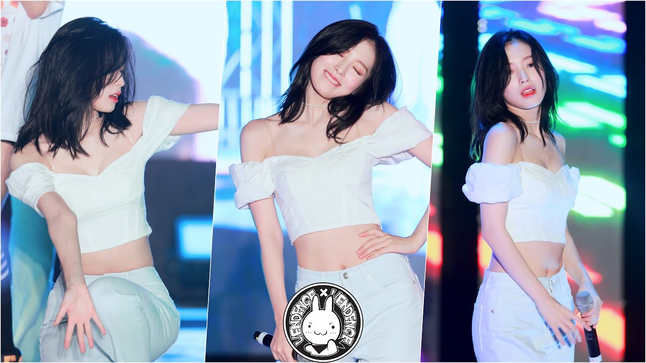 [4K] 220928 오마이걸 아린 직캠 '나의 마음에~~ 물보라를~ 일으켜~(Dolphin)' Oh My Girl(ARIN) Fancam By 벤뎅이 - 걸그룹 직캠 | 아카이브 갤러리