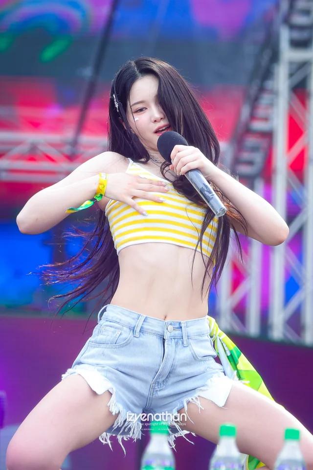 tripleS Mayu - 걸그룹 갤러리 tripleS Mayu - 걸그룹 갤러리