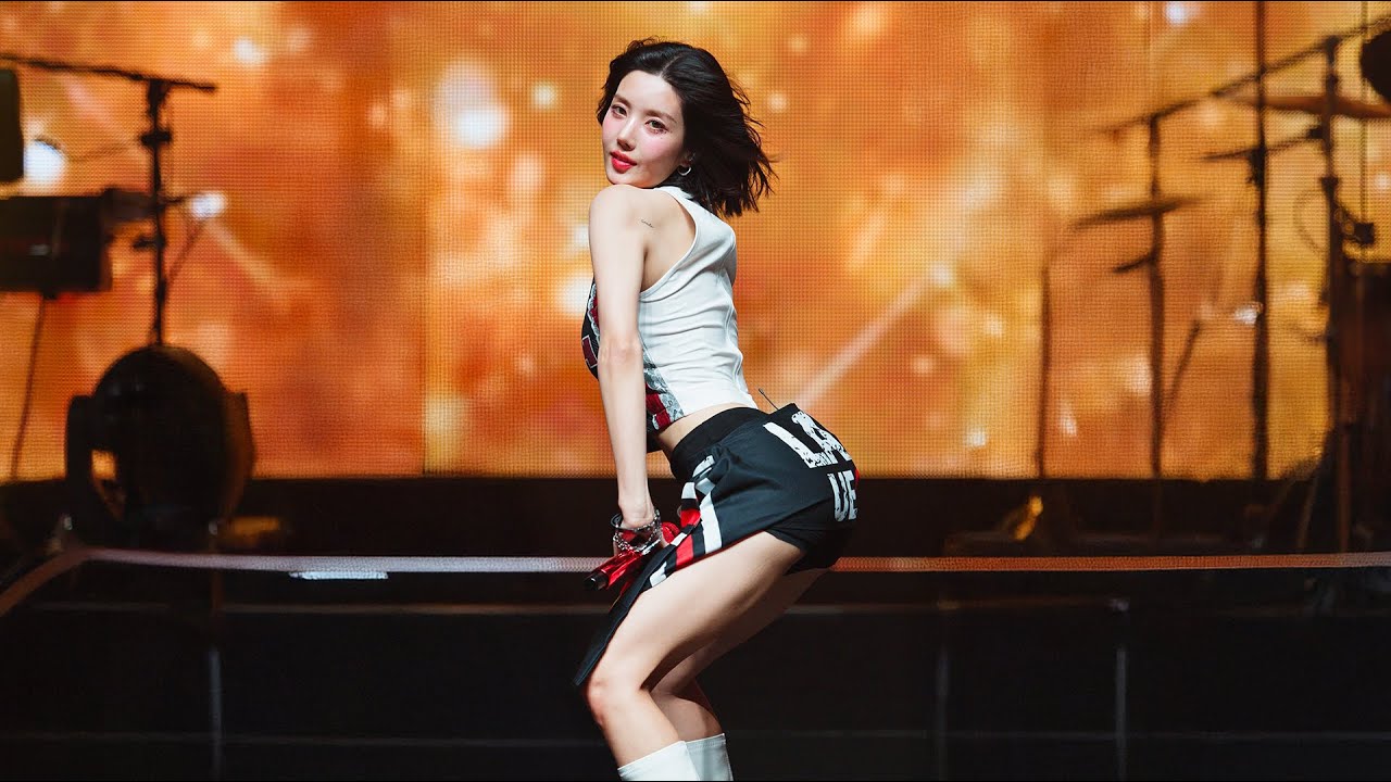 250824 권은비 KWONEUNBI 'Crazy in Love' 4K 60P 직캠 @2025 콘서트 ‘THE RED' by DaftTaengk - 걸그룹 직캠 | 아카이브 갤러리 250824 권은비 KWONEUNBI 'Crazy in Love' 4K 60P 직캠 @2025 콘서트 ‘THE RED' by DaftTaengk - 걸그룹 직캠 | 아카이브 갤러리