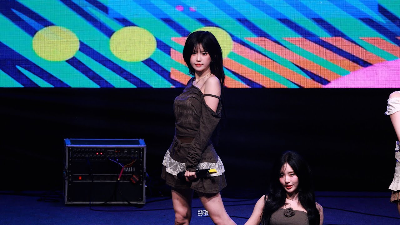 250925 프로미스나인(fromis_9) 송하영 8K 직캠 - Supersonic (중부대학교 축제) - 걸그룹 직캠 | 아카이브 갤러리 250925 프로미스나인(fromis_9) 송하영 8K 직캠 - Supersonic (중부대학교 축제) - 걸그룹 직캠 | 아카이브 갤러리