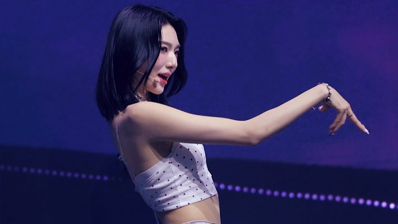 [4K] 250712 A Live 25 트리플에스(tripleS) 신위(Xinyu) ‘Girls Never Die' fancam - 걸그룹 직캠 | 아카이브 갤러리