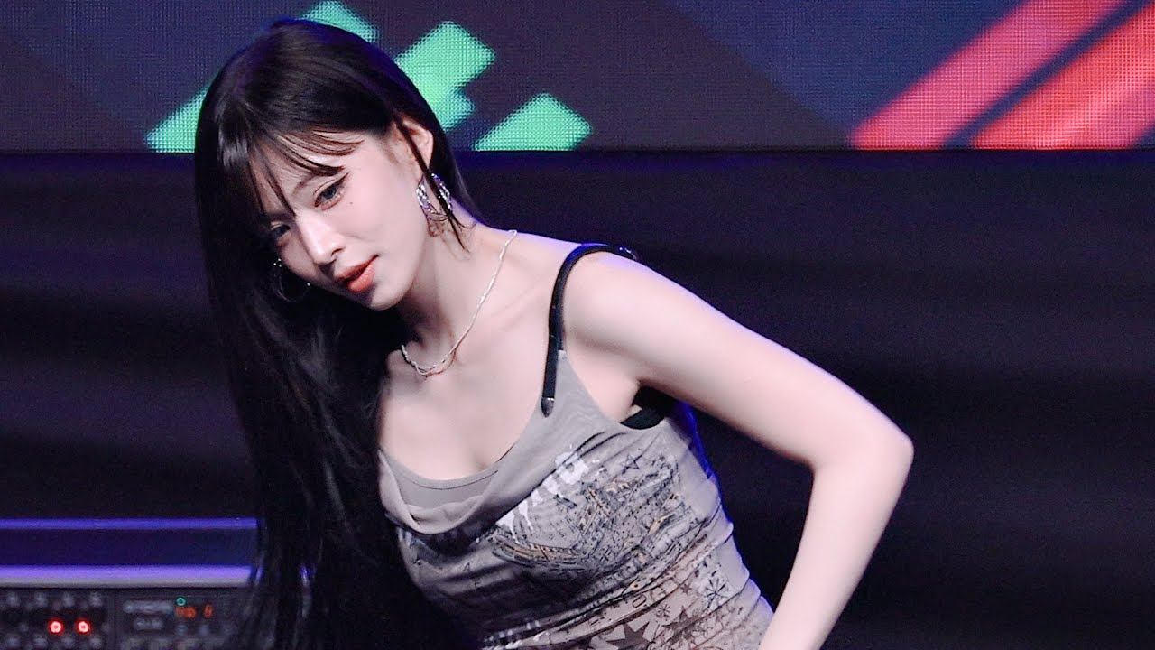 [4K] 250925 프로미스나인 이채영 'WE GO' 직캠 (fromis_9 CHAEYOUNG FanCam) - 걸그룹 직캠 | 아카이브 갤러리