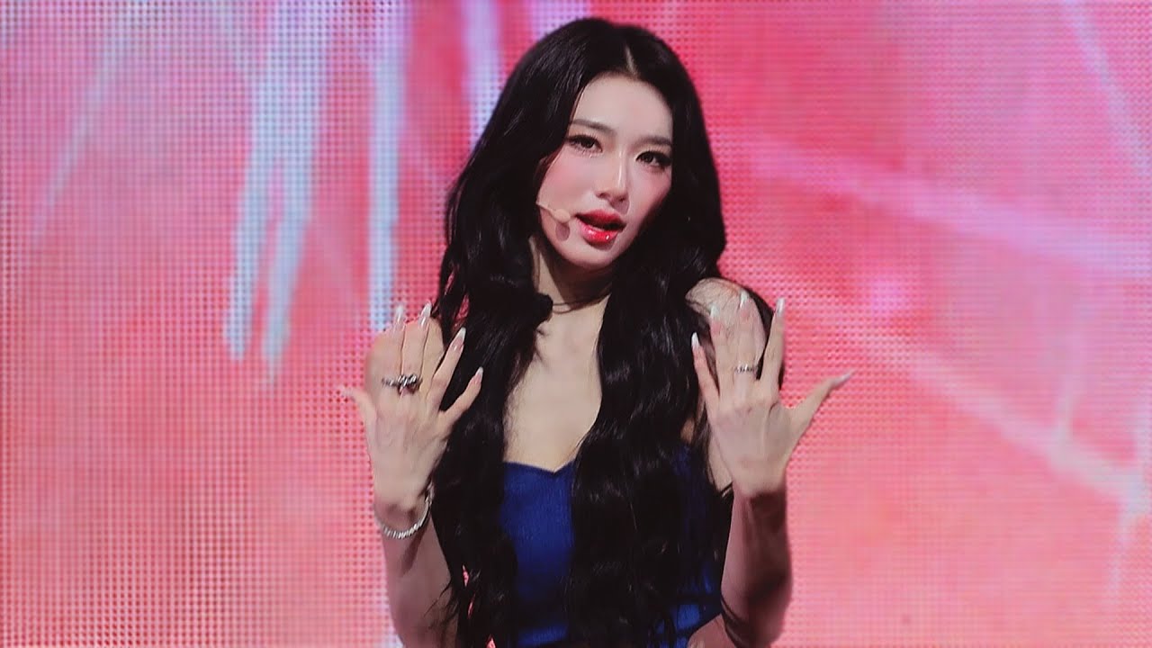 [4K] 250821 2025 케이월드 드림어워즈 트리플에스(tripleS) 신위(Xinyu) ‘깨어 (Are You Alive)' fancam - 걸그룹 직캠 | 아카이브 갤러리
