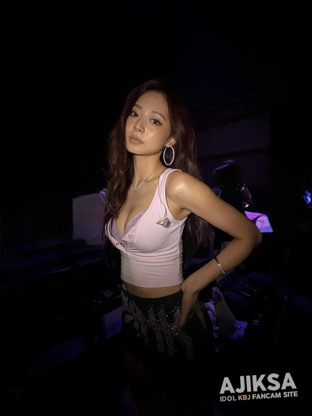 쯔위 빅토리아 시크릿 TWICE at Victoria's Secret Fashion Show 2025 - 걸그룹 갤러리 쯔위 빅토리아 시크릿 TWICE at Victoria's Secret Fashion Show 2025 - 걸그룹 갤러리