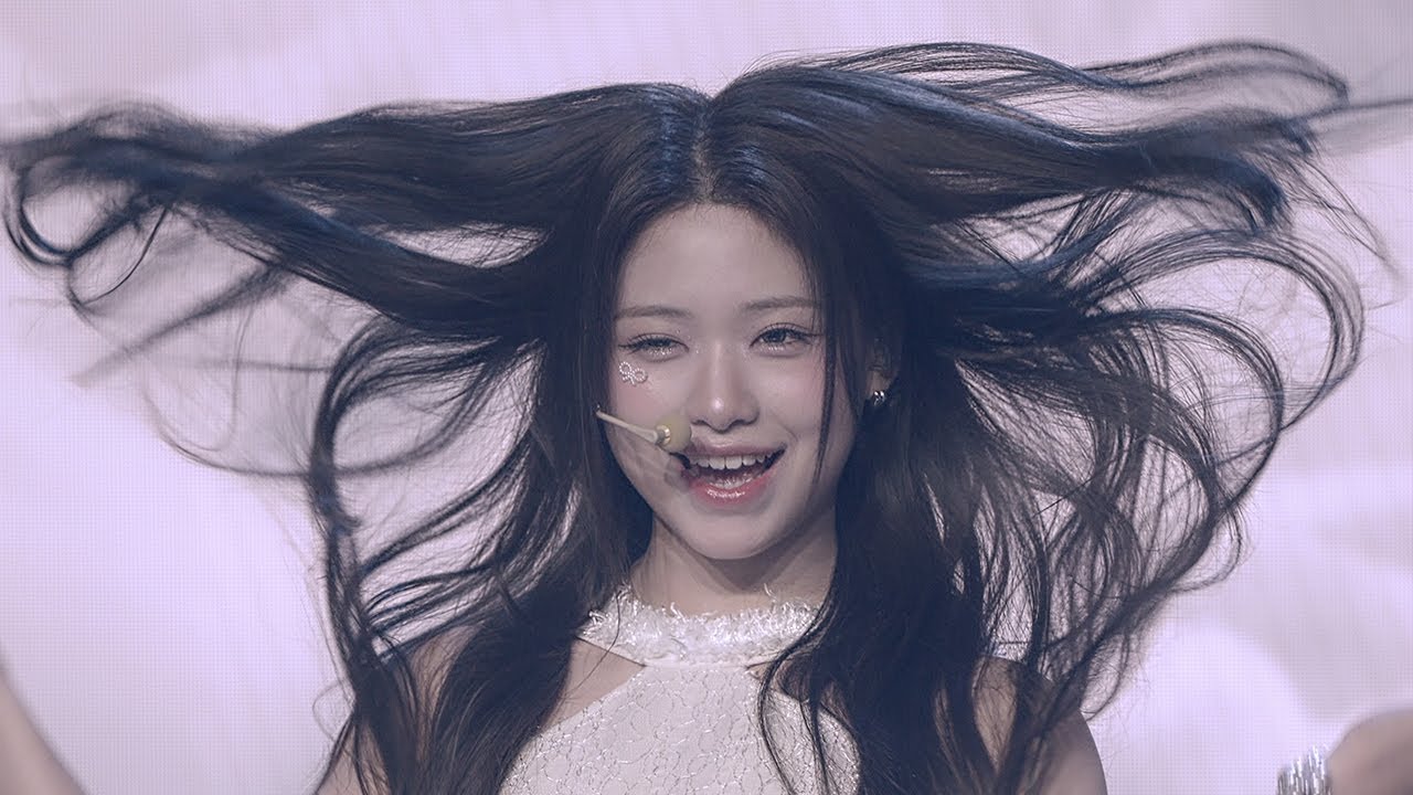 RESCENE 리센느 ZENA 제나  - Glow up | [ RESCENE 'Glow Up' Show Case ] | 250205 | 8K60P - 걸그룹 직캠 | 아카이브 갤러리