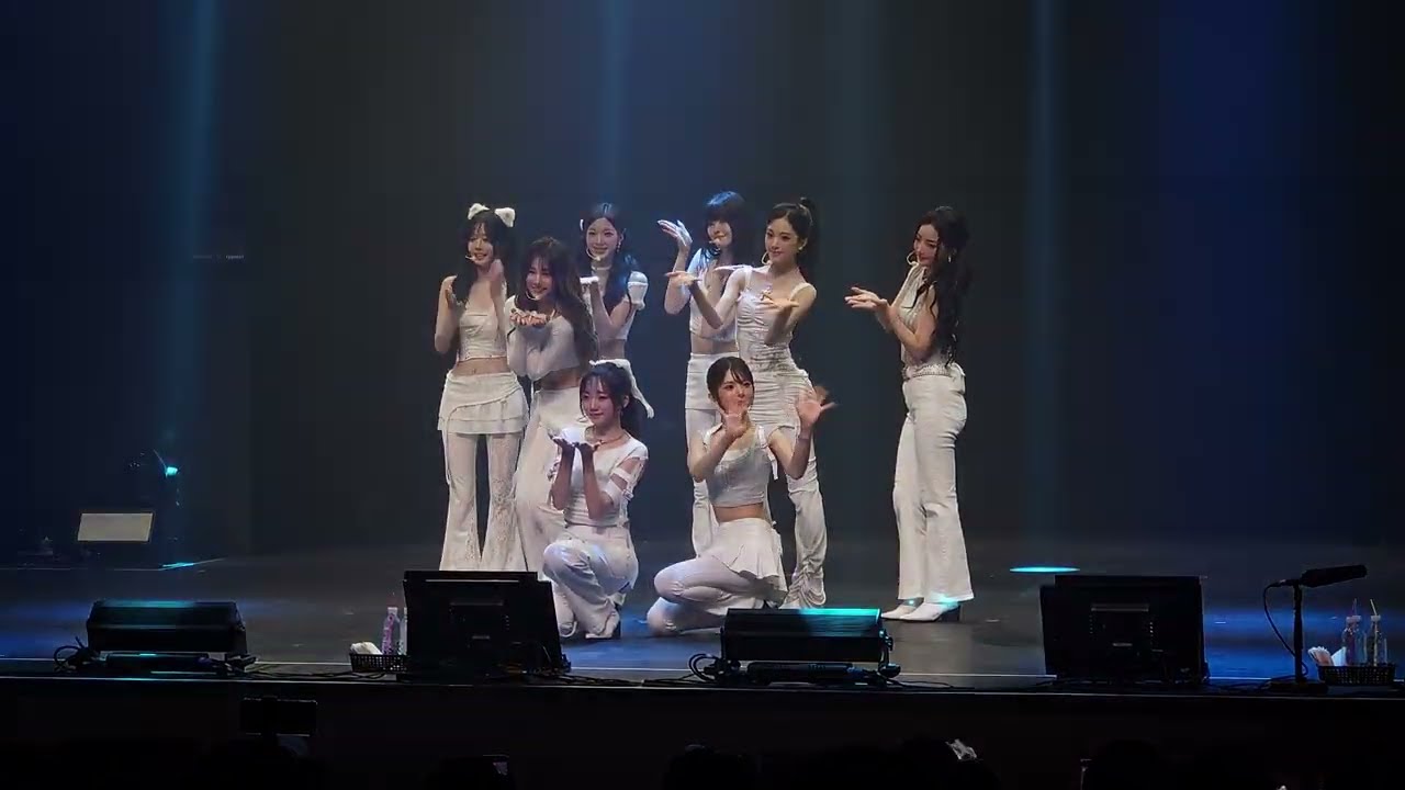 251012 tripleS(트리플에스) 'Non Scale' 직캠(fancam) @concert 콘서트 알피 @% - 걸그룹 직캠 | 아카이브 갤러리