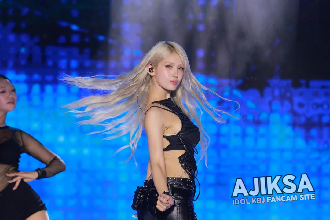 250906 Somi at DMZ Open Concert - 걸그룹 갤러리