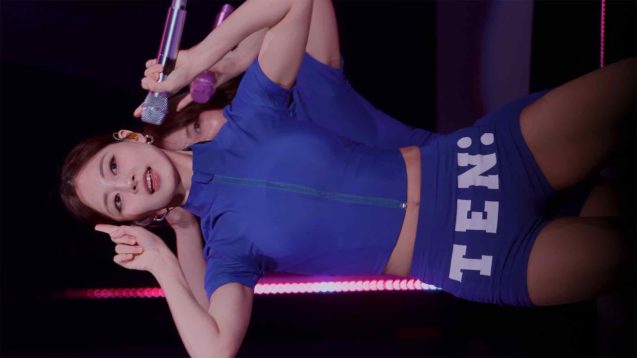[8K] 251018 트와이스 쯔위 TWICE TZUYU - Talk that Talk 직캠 Fancam @10VE UNIVERSE FANMEETING - 걸그룹 직캠 | 아카이브 갤러리