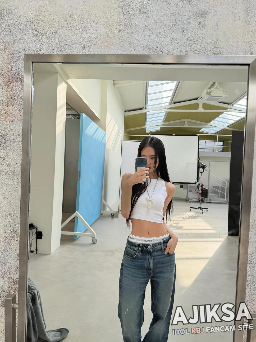 KIIIKIII - Leesol Belly Button - 걸그룹 갤러리 KIIIKIII - Leesol Belly Button - 걸그룹 갤러리