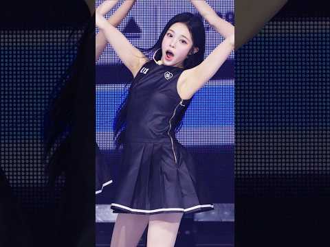 표정 연기의 달인 루드 정이안 선생님 #이안 #IAN #하츠투하츠 #Hearts2Hearts #RUDE - 걸그룹 직캠 | 아카이브 갤러리