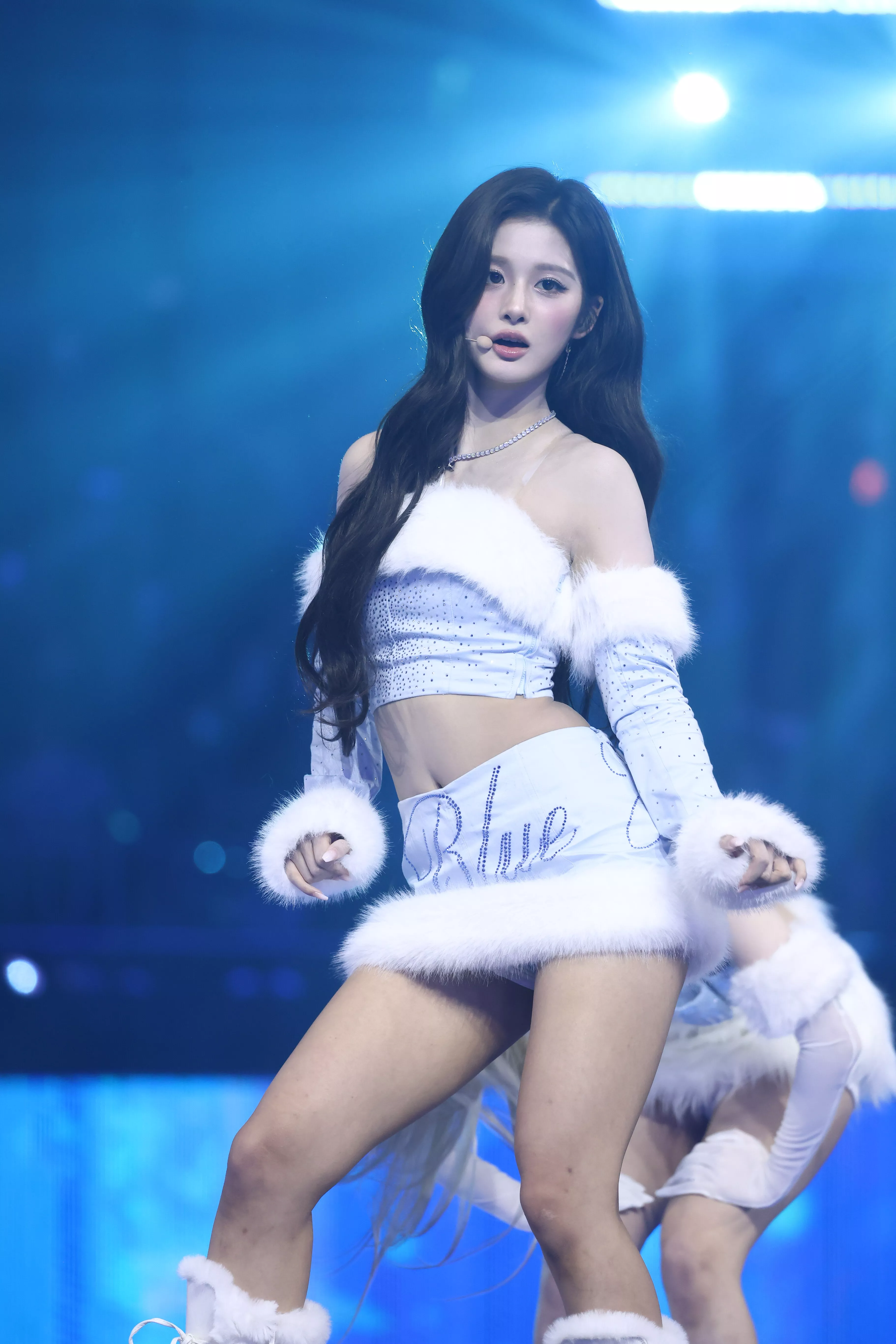 설윤 - 걸그룹 갤러리 설윤 - 걸그룹 갤러리