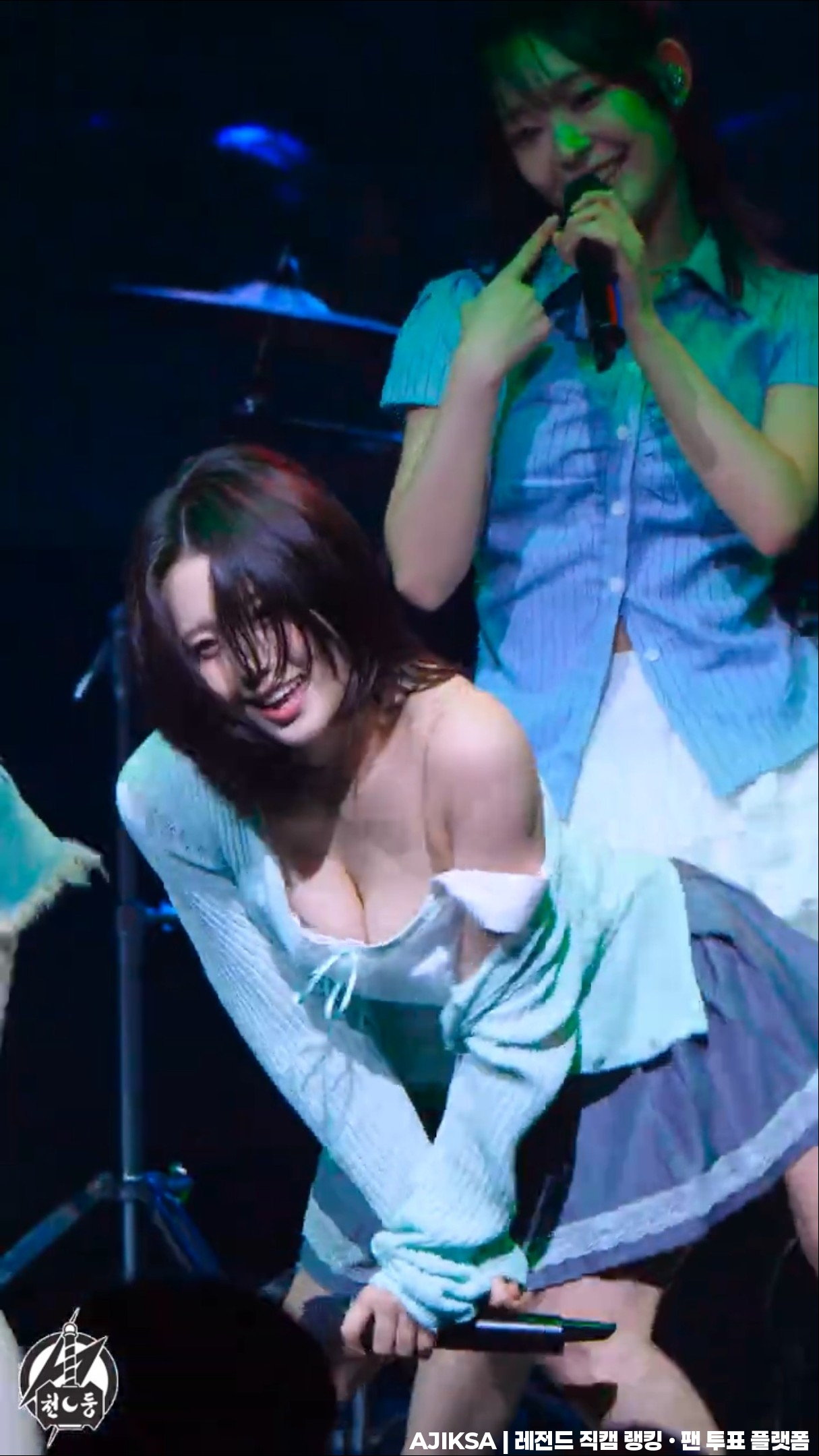 'i 짧게 보기' 라잇썸 나영 (LIGHTSUM NAYOUNG) (251002) - 걸그룹 직캠 | 아카이브 갤러리