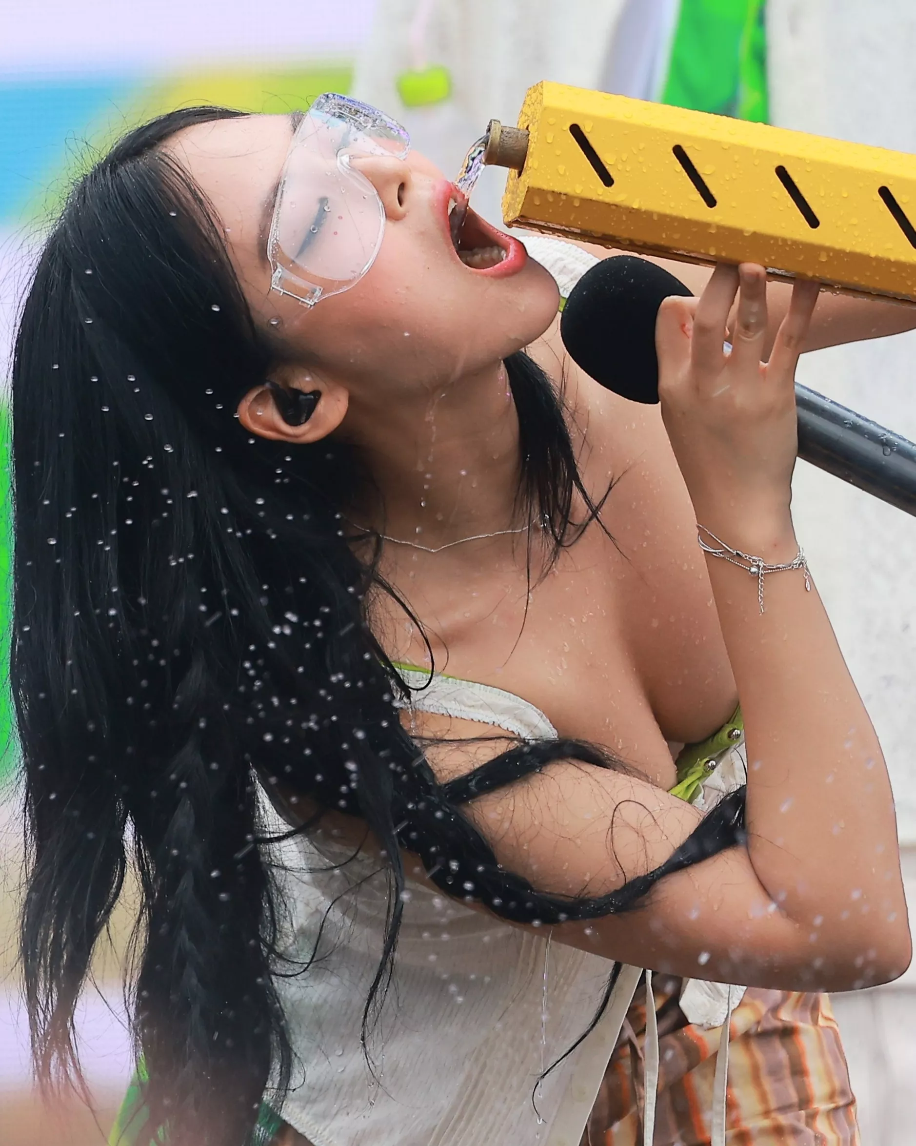 워터밤 비비 한장 - 걸그룹 갤러리 워터밤 비비 한장 - 걸그룹 갤러리