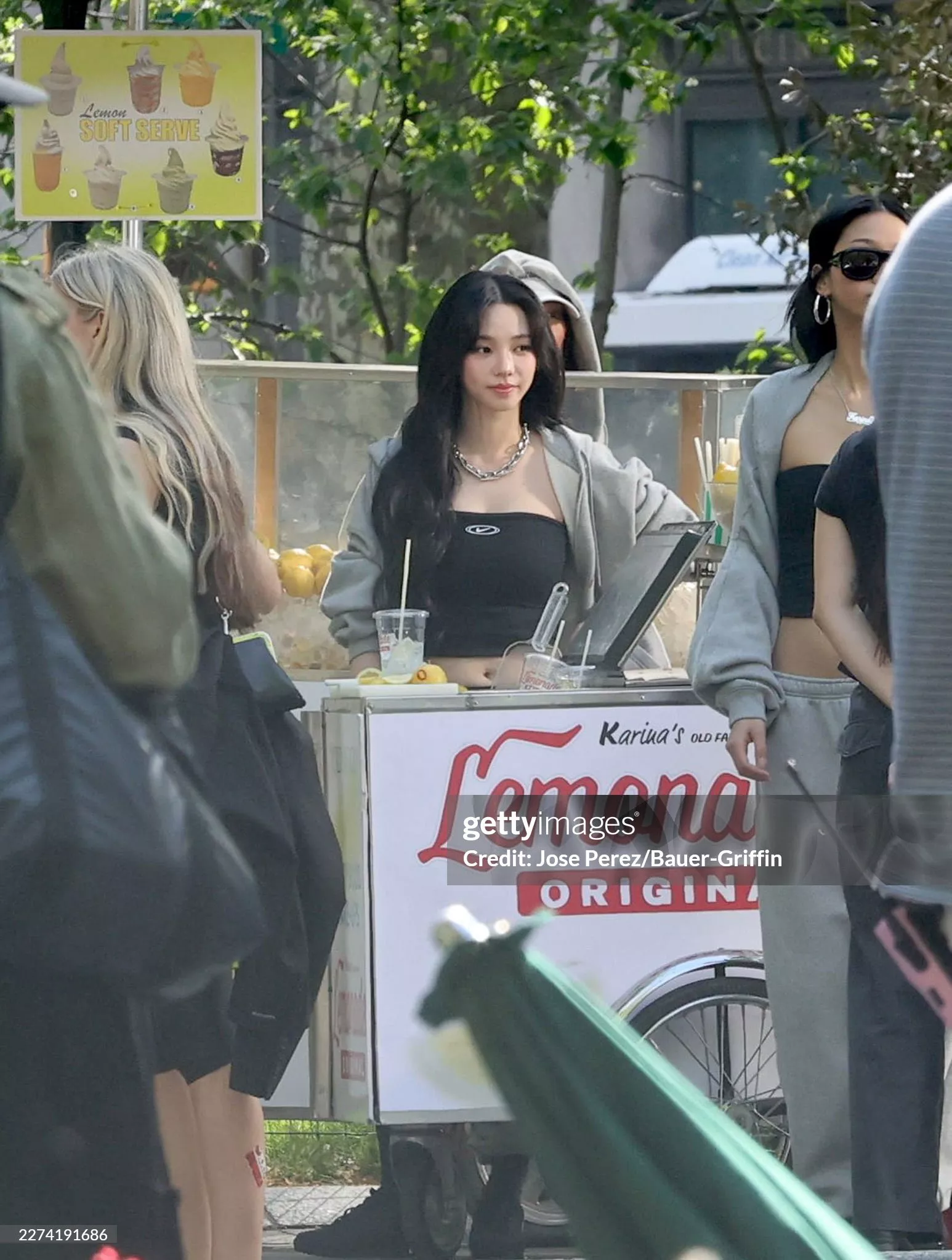 나이키 광고 촬영중인 카리나 게티이미지 - 걸그룹 갤러리