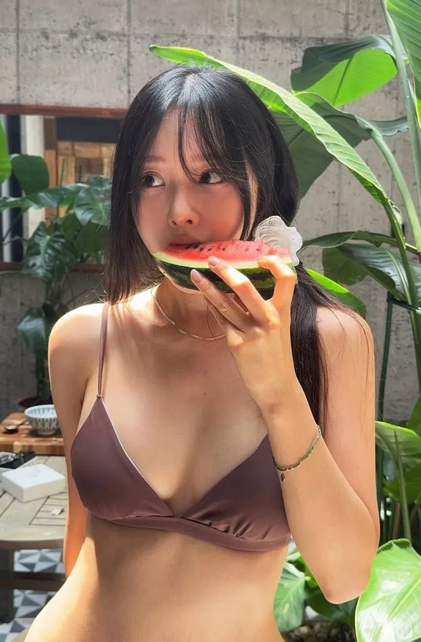 이솔이 비키니 모음 - 걸그룹 갤러리 이솔이 비키니 모음 - 걸그룹 갤러리