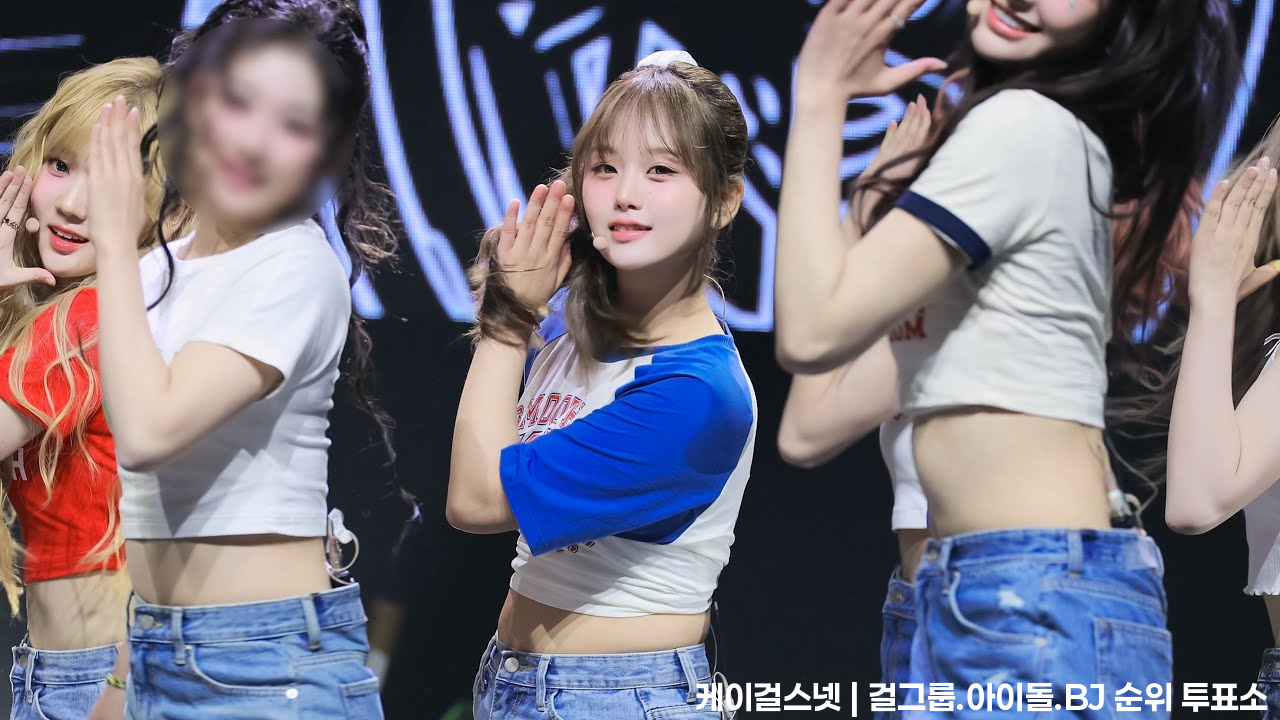 [4K] 250412 트리플에스 서아 (tripleS) 'Black Soul Dress' - 서핑 동아리 1기 발대식 직캠 fancam - 걸그룹 직캠 | 아카이브 갤러리