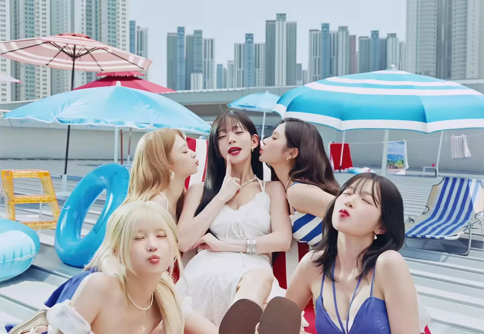 프로미스나인 컴백 - 걸그룹 갤러리