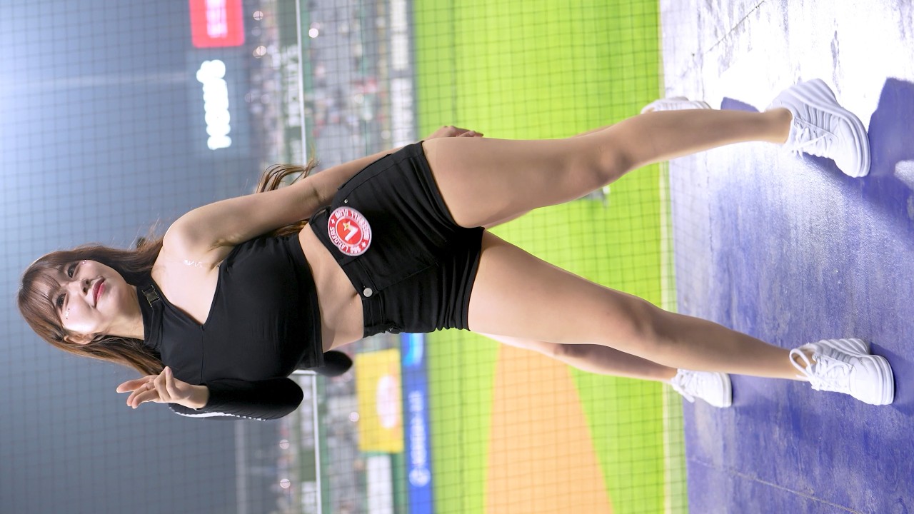 김도아 치어리더 /  Fast Cars &amp; Superstars 260415 [4K]  (문학경기장 SSG 랜더스) - 모델·치어리더 갤러리